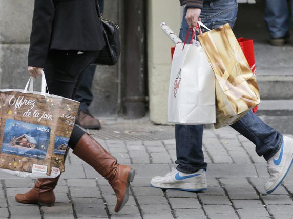 Le constat émane d'un sondage réalisé par l'ats auprès de Migros et Coop, des grands magasins Globus, Manor et Loeb, mais aussi auprès des bijoutiers, magasins de jouets et parfumeries.