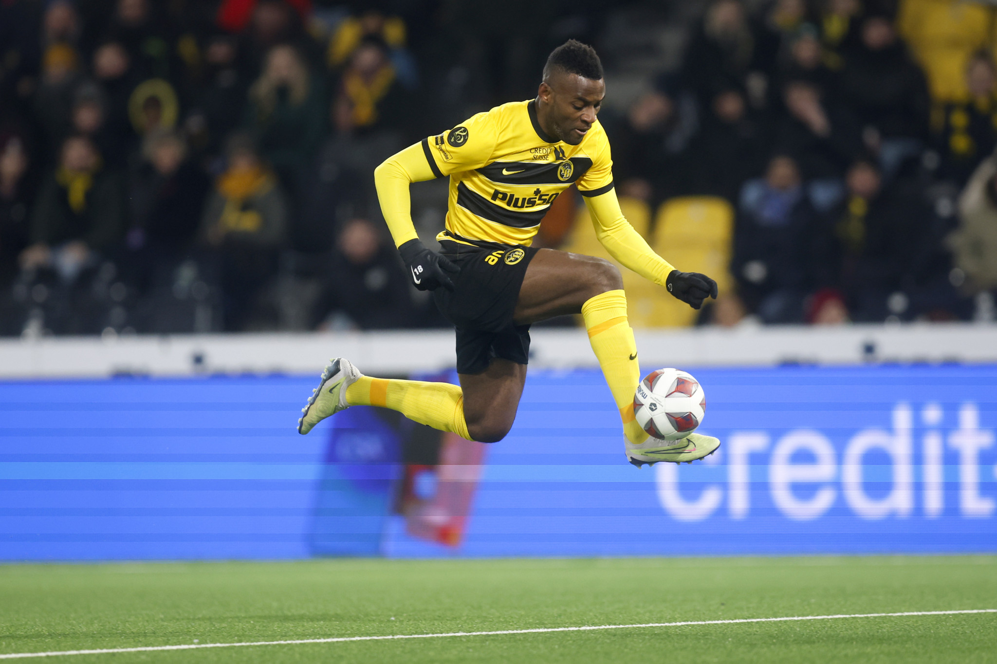 YBs Jean-Pierre Nsame in Aktion im Super League Spiel zwischen dem BSC Young Boys und dem Grasshopper Club Zuerich, am Samstag, 20. Januar 2024 im Stadion Wankdorf in Bern. (KEYSTONE/Peter Klaunzer)