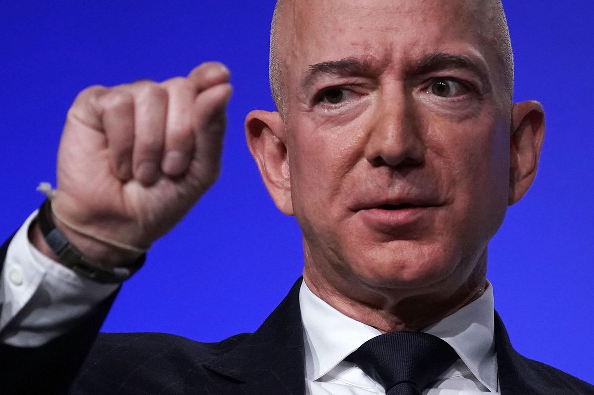 Jeff Bezos lors d'un événement de l'Air Force Association en 2018 à National Harbor.