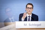 Devisenprognosen: Auch 2026 gibt es wenig Hoffnung auf einen schwächeren Franken