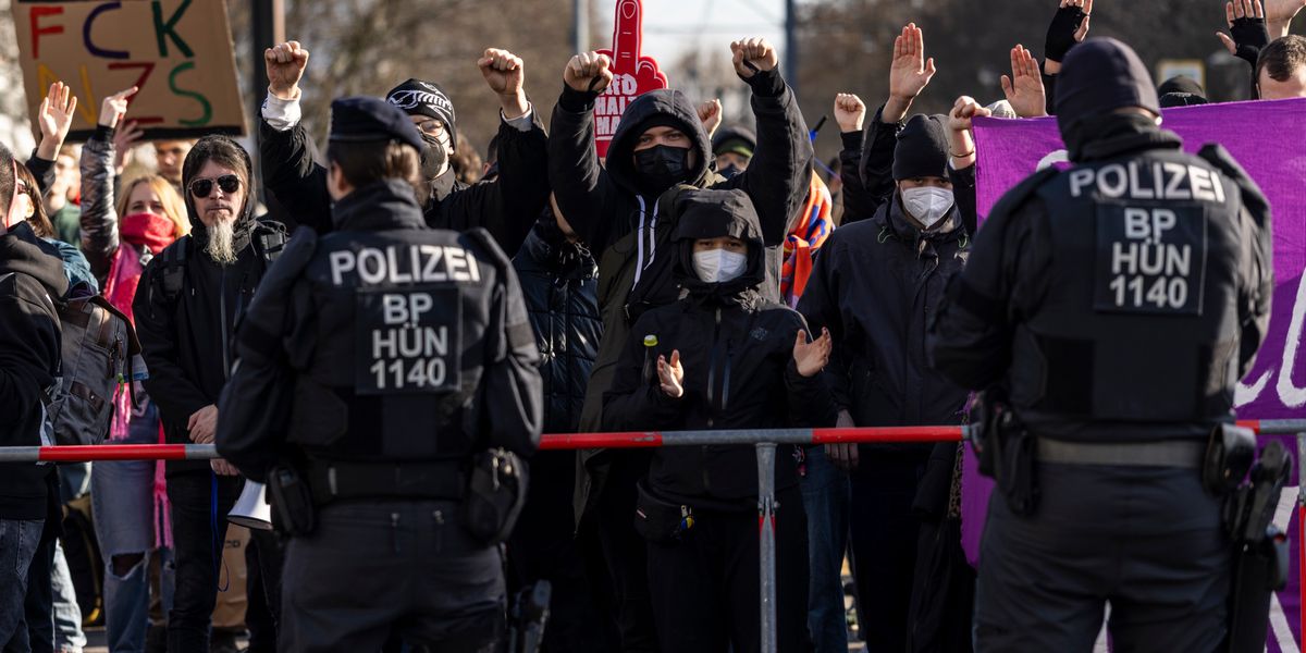Umstrittener-Parteitag-50-000-wollen-gegen-die-AfD-demonstrieren-Erfurt-bangt-vor-dem-Tag-X-