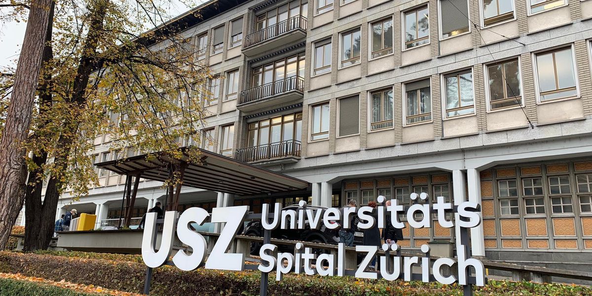 大学病院チューリッヒは、クリニックディレクターに対して調査しました