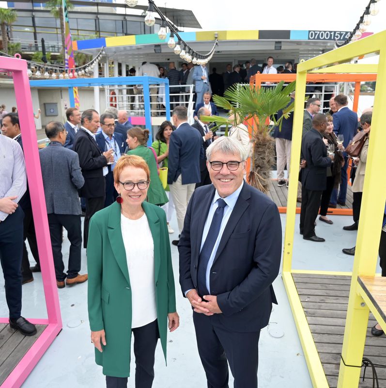 Eva Herzog und Eric Nussbaumer haben ein Jahr lang den Ständerat respektive den Nationalrat präsidiert. Hier an einem Botschafterausflug in Basel.
