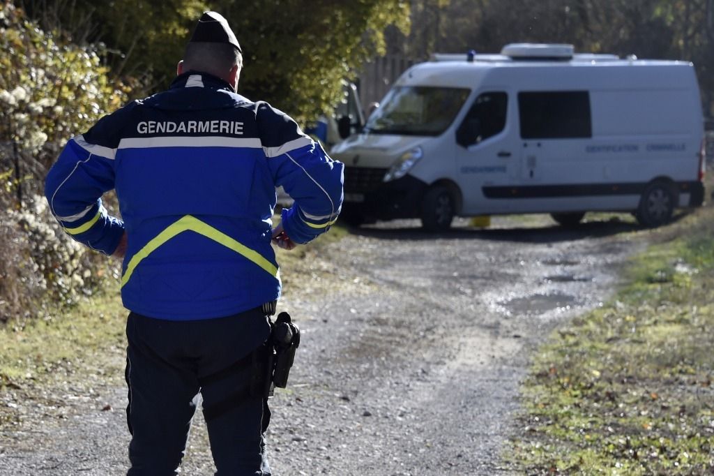 Ivre, un détenu vole un véhicule et rentre en prison