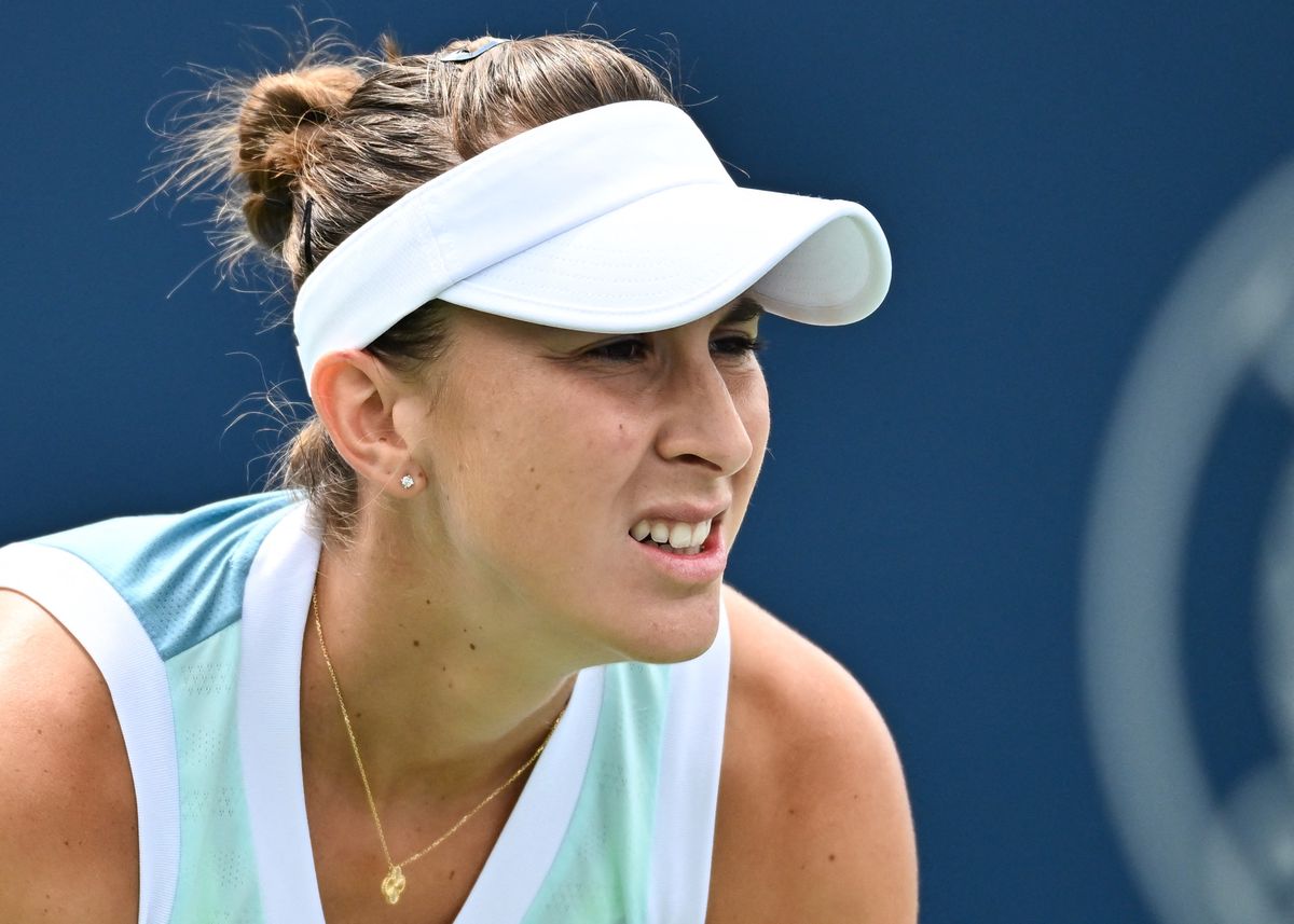 Belinda Bencic: deux matches en un jour, c’était trop. Surtout blessée!