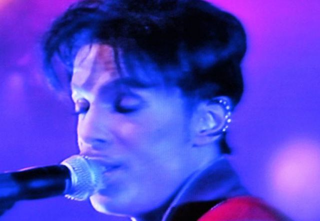 Prince s'est récemment réconcilié avec Warner Bros.