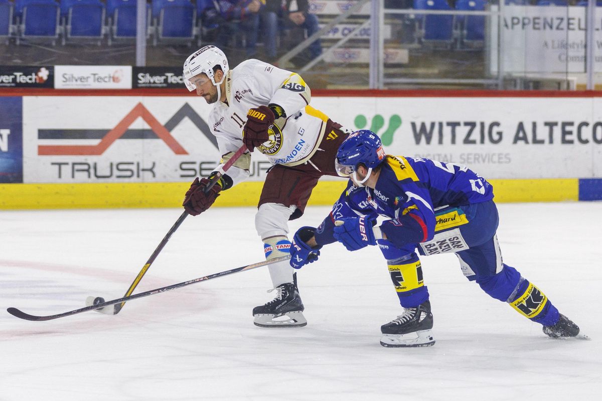 Vincent Praplan a fini par avoir le dernier mot dans son duel avec Jesper Peltonen et les Aviateurs en inscrivant le 2e but des Genevois. 