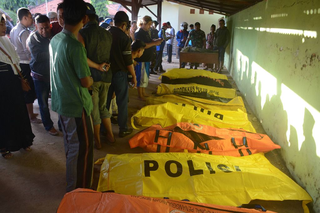 Au moins 18 morts dans le naufrage d'un ferry