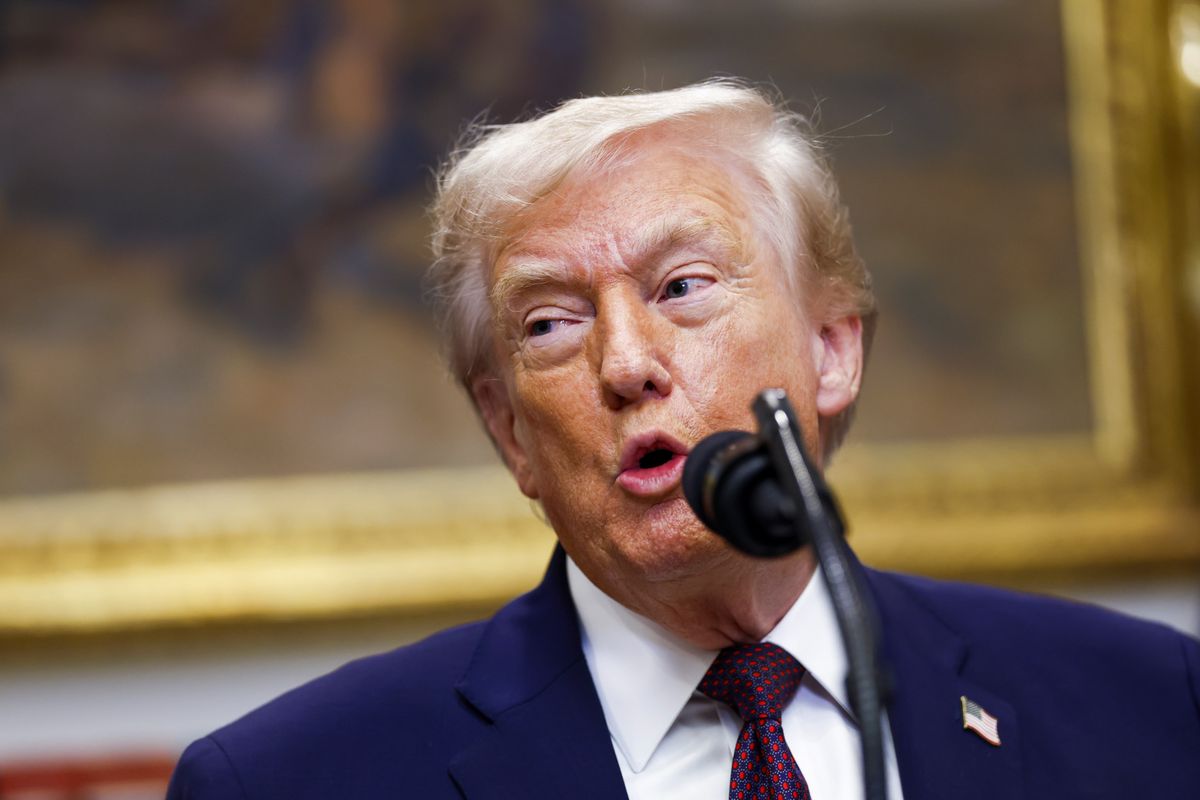 Trump annonce des accords avec Roche et Novartis