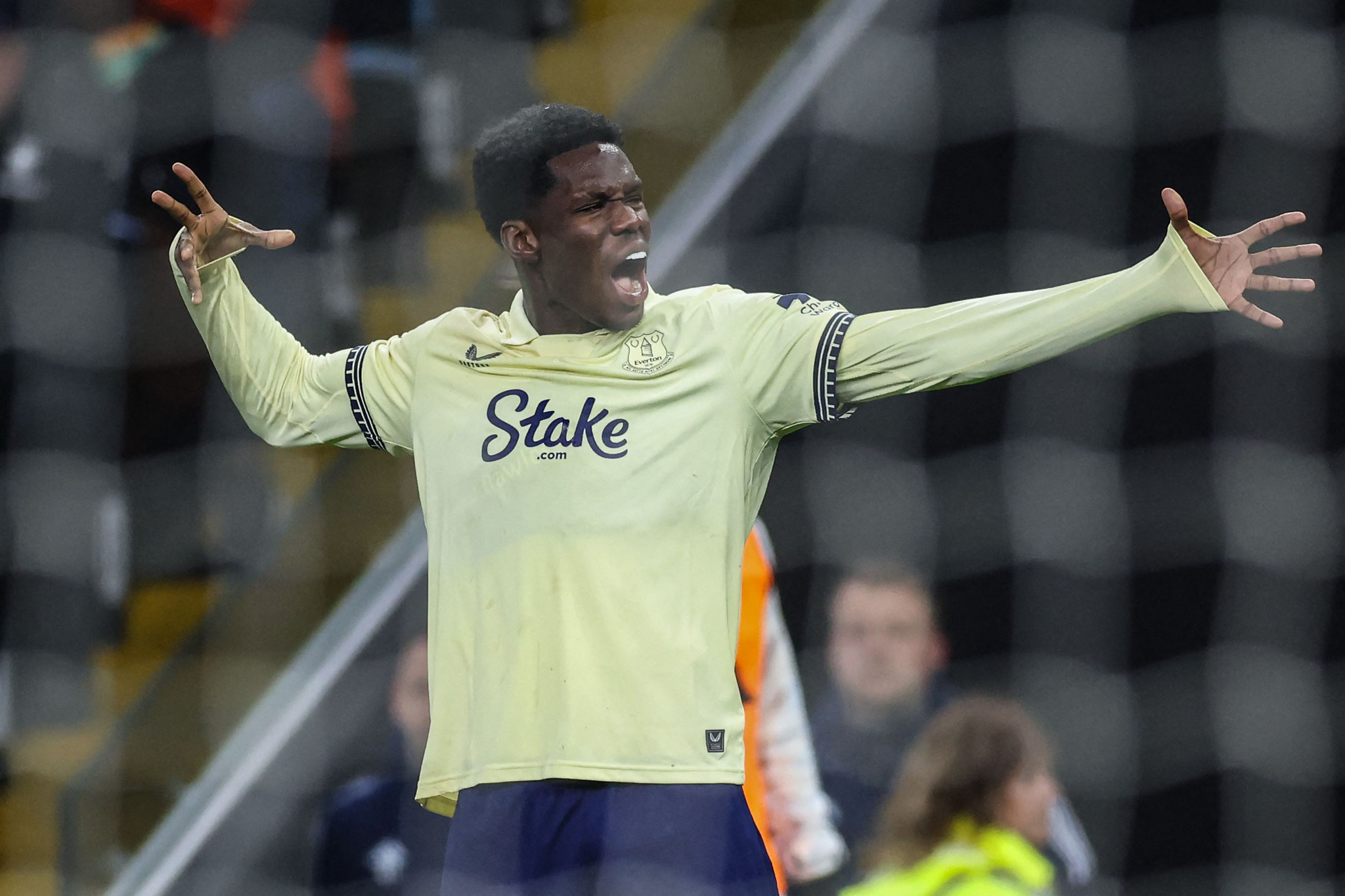 Thierno Barry schiesst Everton zum Sieg gegen Aston Villa