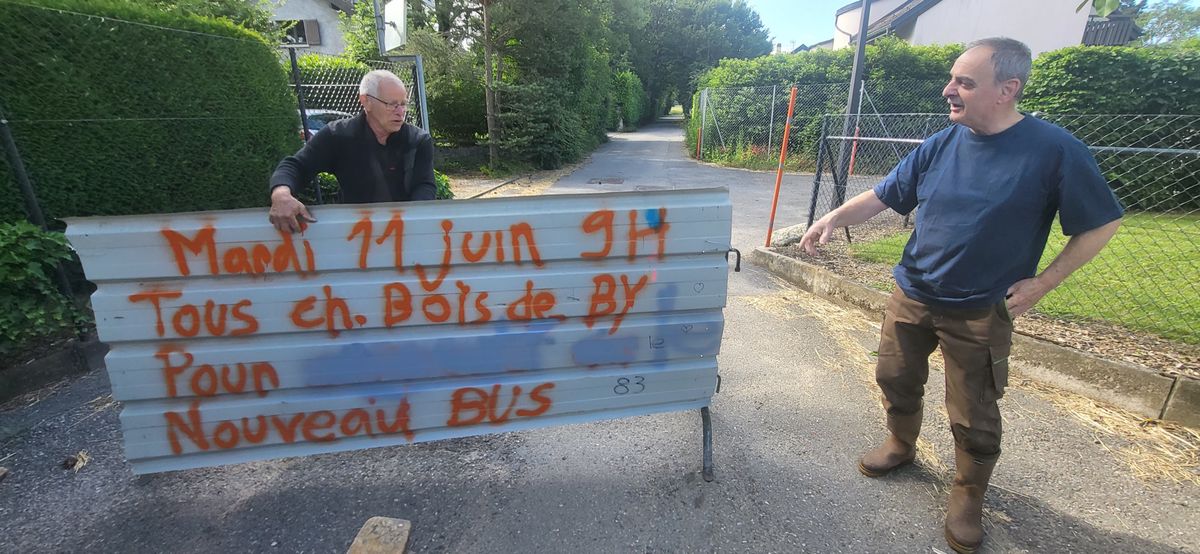Nouveaux bus à Soral, un sujet qui divise