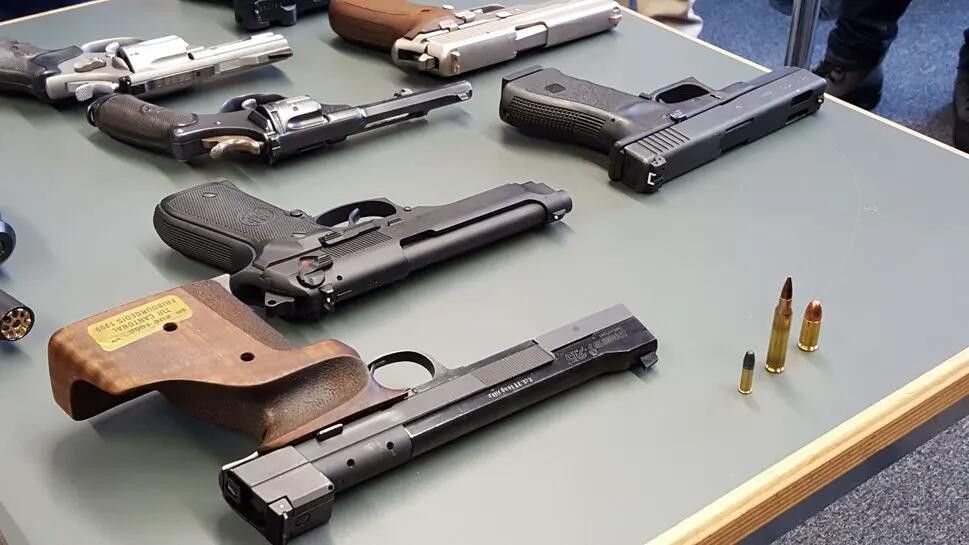 Les policiers vaudois peuvent sortir armés durant leurs loisirs