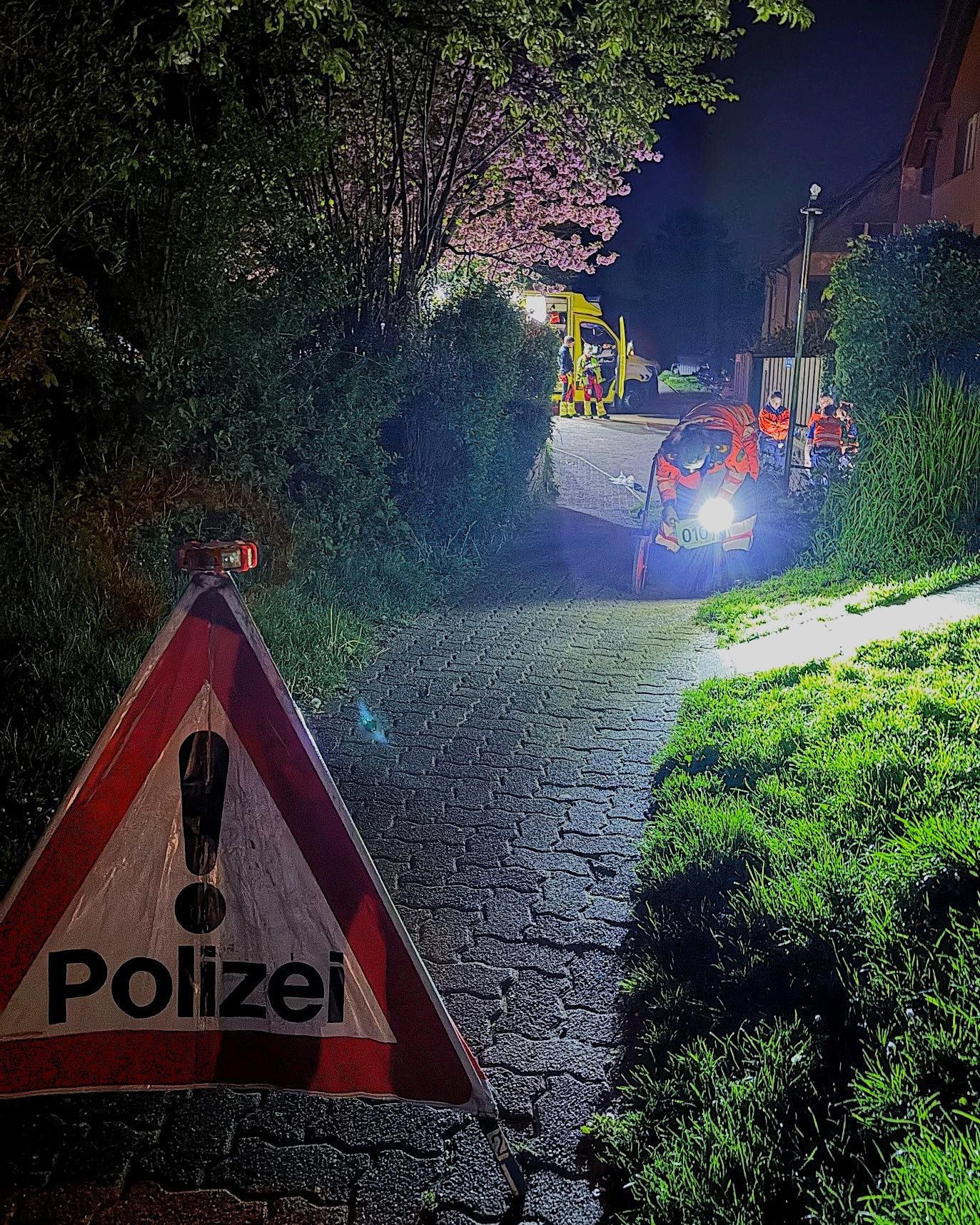 Selbstunfall im Unterland: 73-jähriger Velofahrer stirbt nach Sturz in Otelfingen