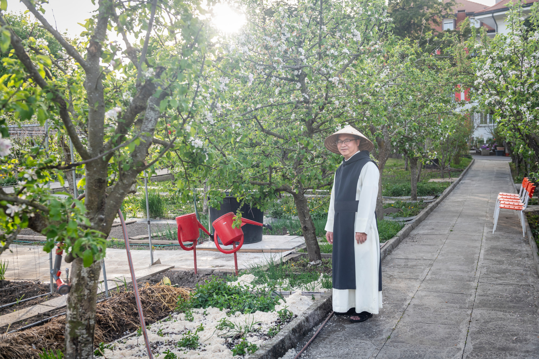 Kloster Orsonnens: Vietnamesische Mnche machen Tofu
