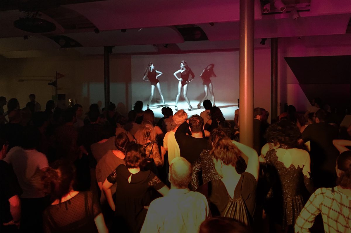 Une édition du choréoké organisé pour la clôture de la Fête de la Danse en 2018 au Théâtre Vidy-Lausanne.