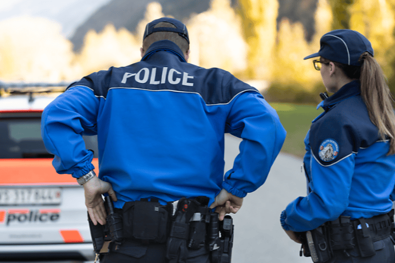 Un Suisse de 59 ans a été arrêté après le décès de la victime.