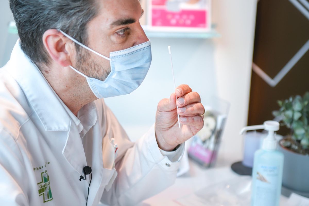 Schweizer Politiker wollen wegen der Monsterwelle eine Corona-Testpflicht für Chinesen.