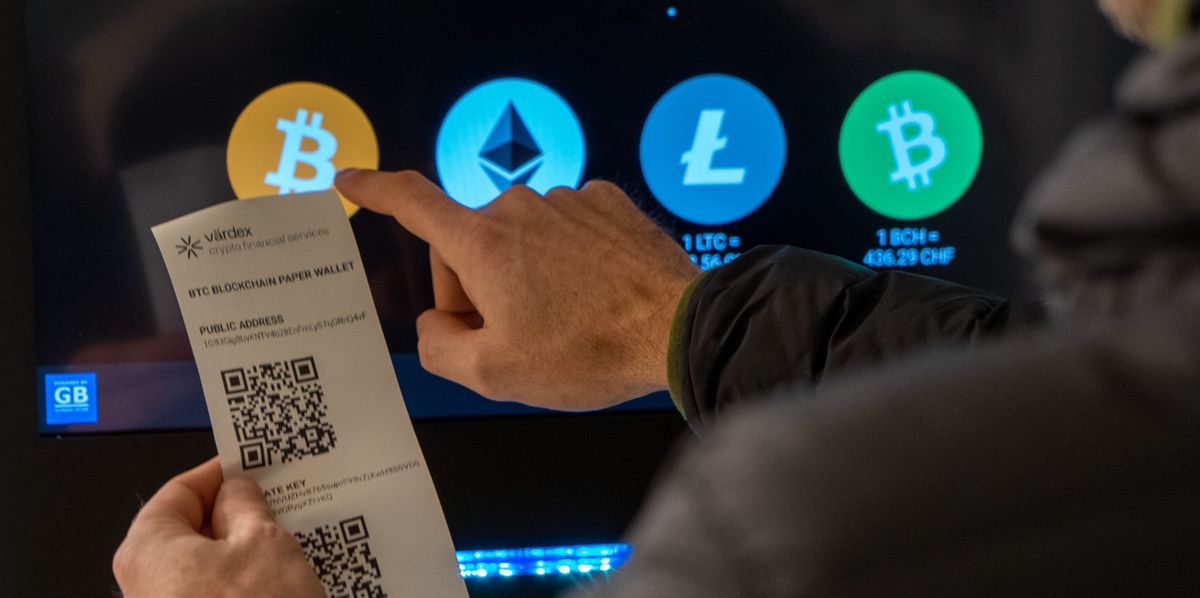 Ethereum Cryptocurrency: Crash to $900 by 2026?