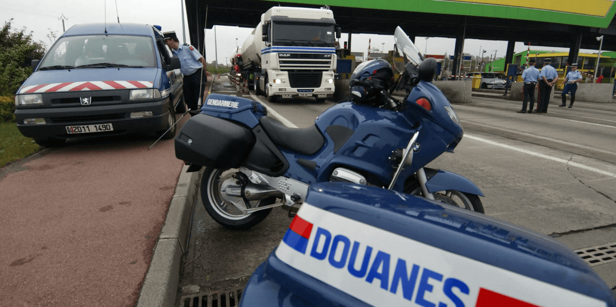 Haute-Savoie: 53 kg de drogue saisis aux portes de Gen&egrave;ve