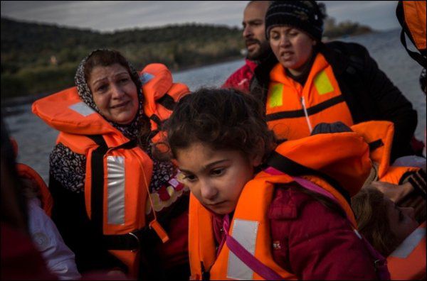 Frauen müssen die gleichen Toiletten wie Männer benutzen: Flüchtlinge in Griechenland. Frauen müssen die gleichen Toiletten wie Männer benutzen: Flüchtlinge in Griechenland.