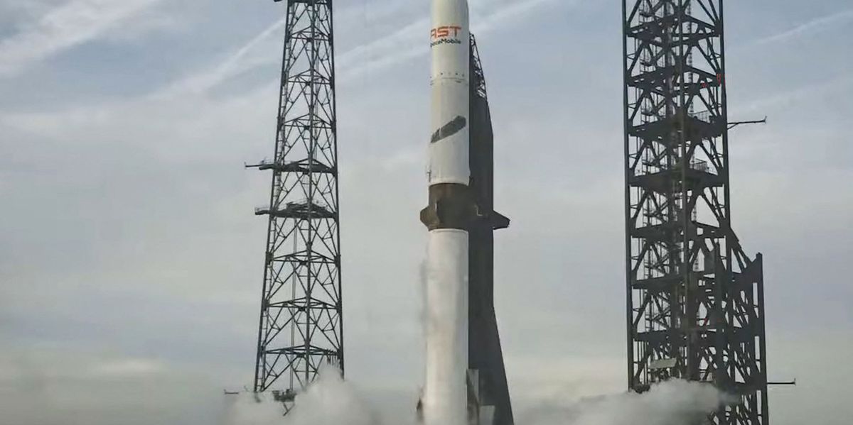 Blue Origin: Bezos rocket drops satellite incorrectly