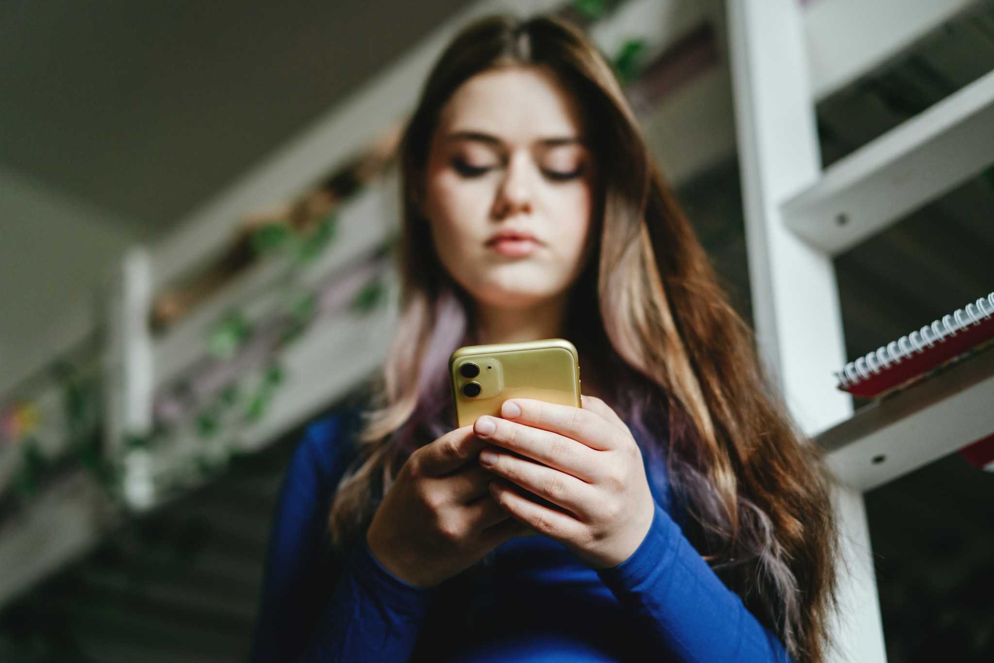 Governments curb teen social media