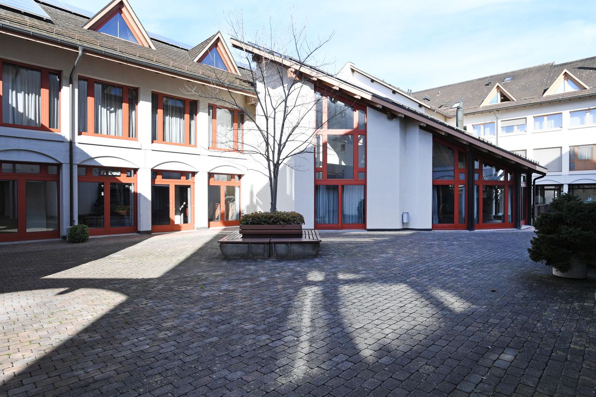 Aussenansicht Saal im Zentrum Oberwis in Seuzach. Foto: Madeleine Schoder