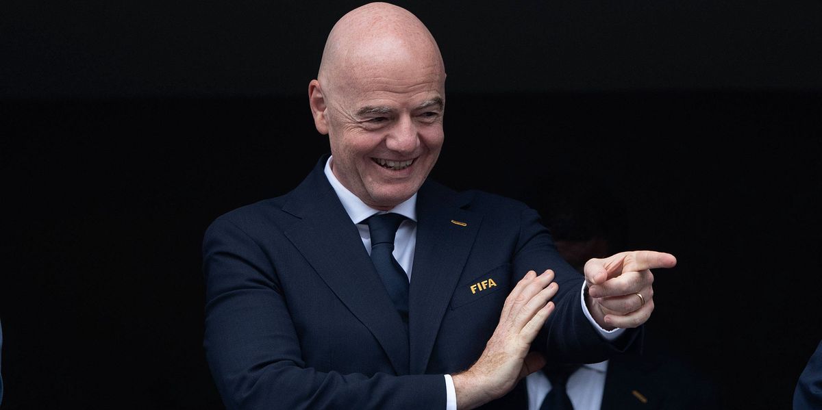 Der-neue-berflieger-Flieg-Gianni-flieeeg-Die-irren-Reisechroniken-des-Fifa-Pr-sidenten