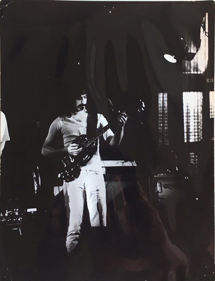 Frank Zappa sur la scène du Casino, le 4 décembre 1971