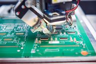 Geplante Akquisition: Cicor revidiert Angebot für TT Electronics und will neue Aktien ausgeben