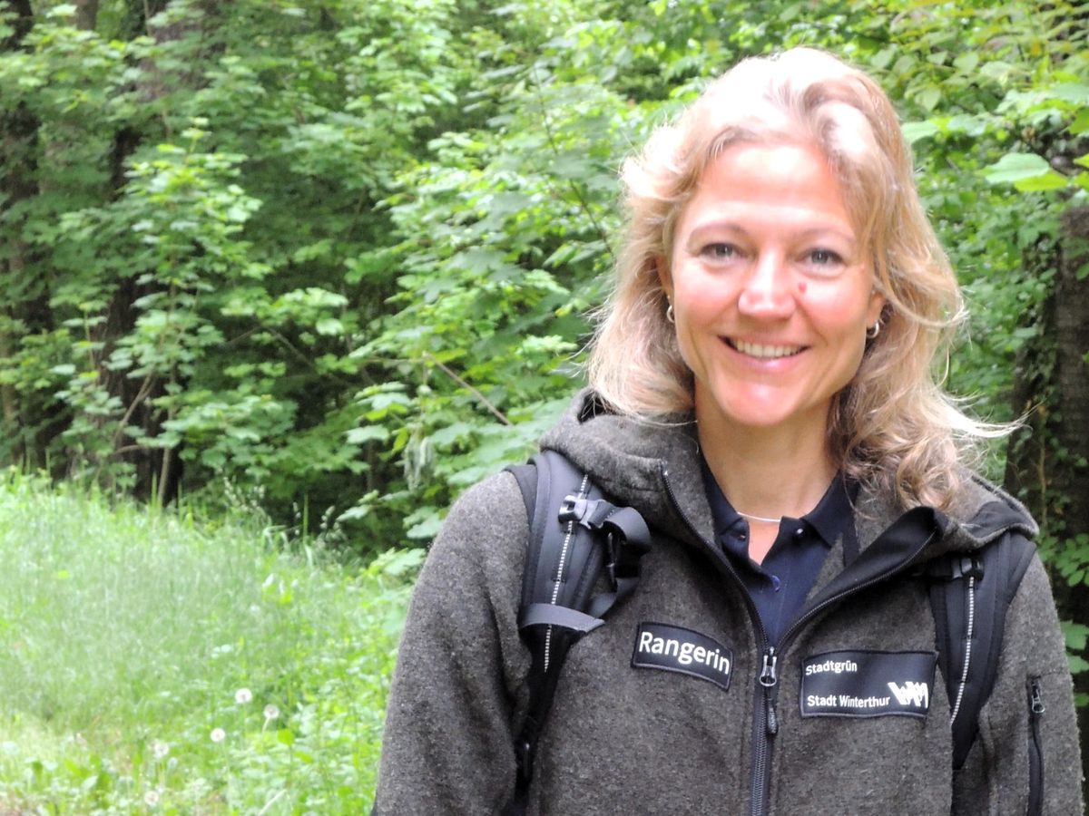 Einsatz im Wald: Sie ist die erste Rangerin von Winterthur