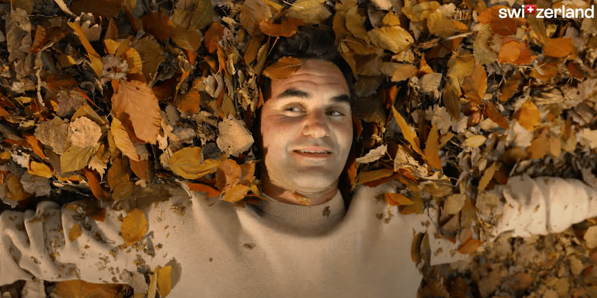 Roger Federer se montre sans pudeur dans la publicité pour Suisse Tourisme.