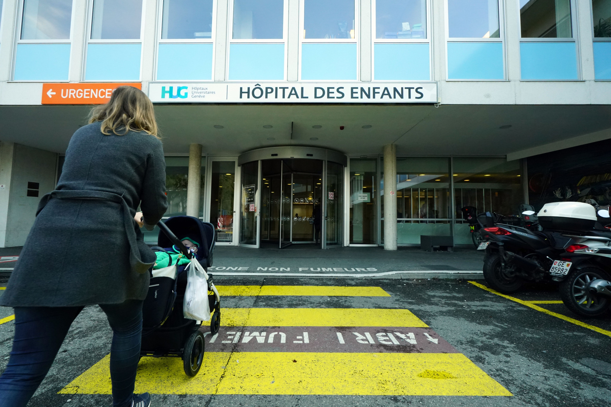 Mineurs placés aux HUG: À Genève, les placements d’enfants à l’Hôpital se réduisent
