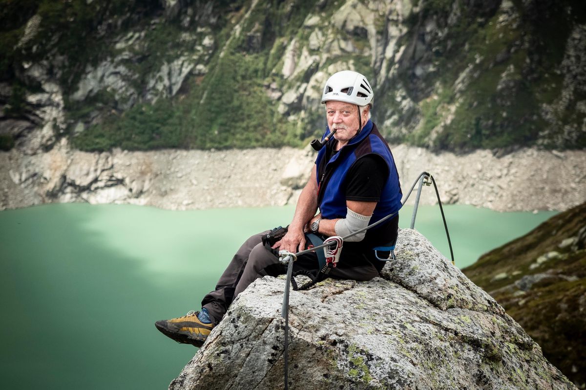Toni Fullin est un homme atypique et un peu «sauvage», qui a offert sa vie à la montagne et vaincu les plus hauts sommets. 

