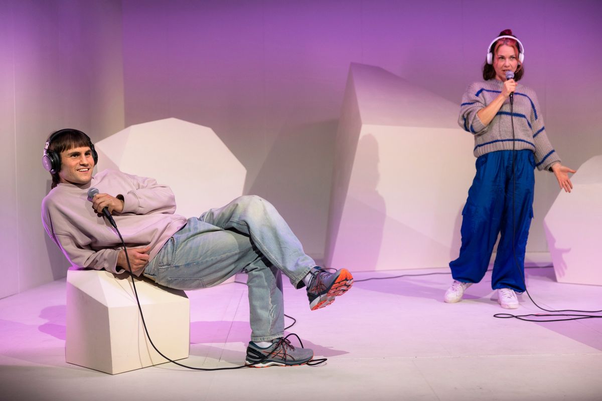 Norway Today Beziehung Zwischen Julie Und August Bern: Theater an der Effingerstrasse zeigt Stück über Suizid | Berner