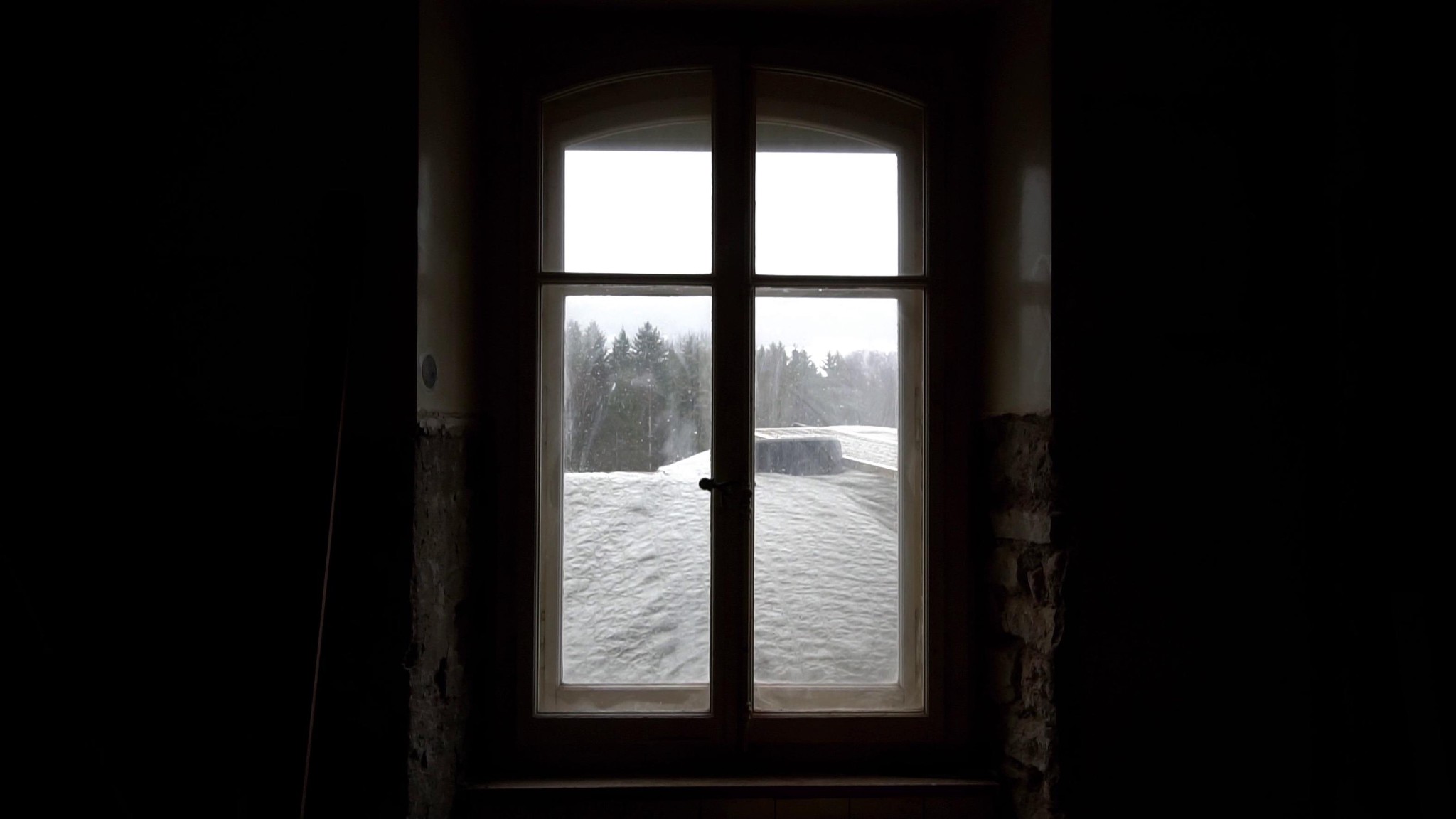 Dans son premier film «La Maison», Sophie Ballmer suit le chantier de la maison familiale à la vallée de Joux, mais avec d’autres chantiers dans la tête. 