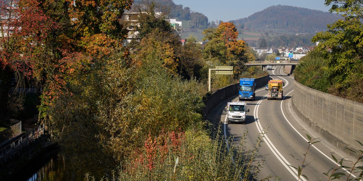 Motorfahrzeugsteuern-im-Baselbiet-Wohin-fliesst-das-Geld-der-Autofahrer-Neue-TCS-Initiative-fordert-Klarheit