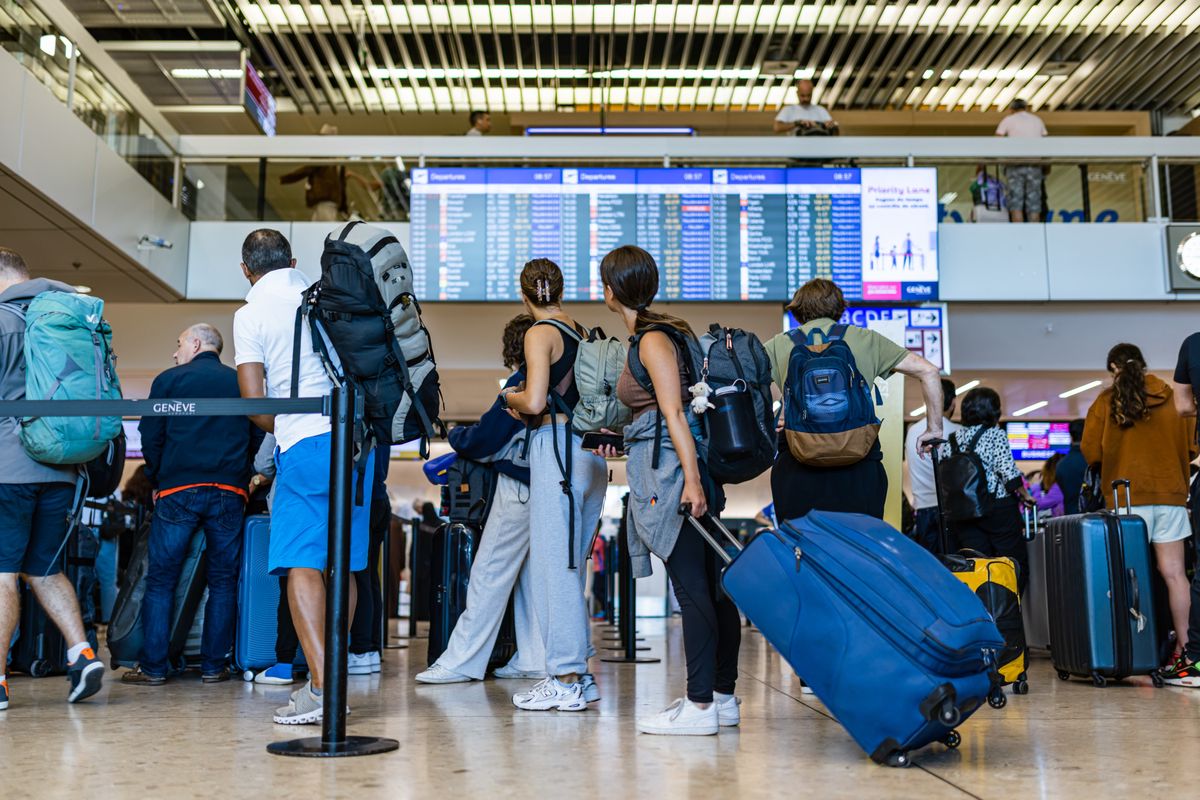 Genève, le 1er juillet 2023.
Jour d'affluence dans le hall des départ de l'aéroport de Genève Cointrin en ce premier jour de vacances estivales.
Photo Pierre Albouy/Tribune de Genève