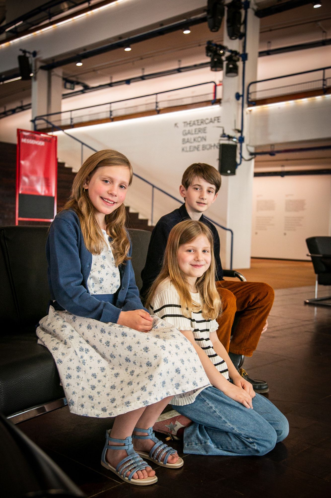 Kinder bei Requiem, MUSIK VON WOLFGANG AMADEUS MOZART, Theater Basel. Montag 13. Mai 2024 Foto © nicole pont