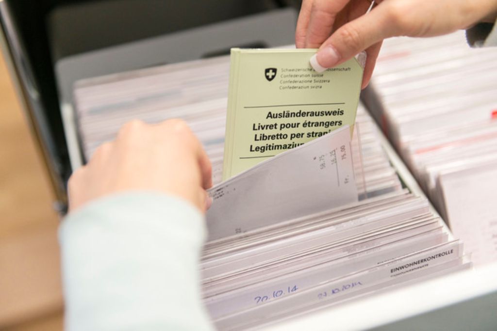 Les étrangers mal intégrés risquent leur permis