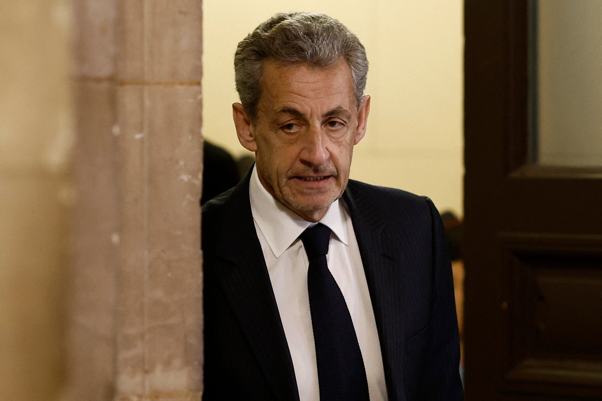 Frankreichs Ex-Präsident: Nicolas Sarkozy im Überlebenskampf: Er stösst seine alten Freunde von der Klippe