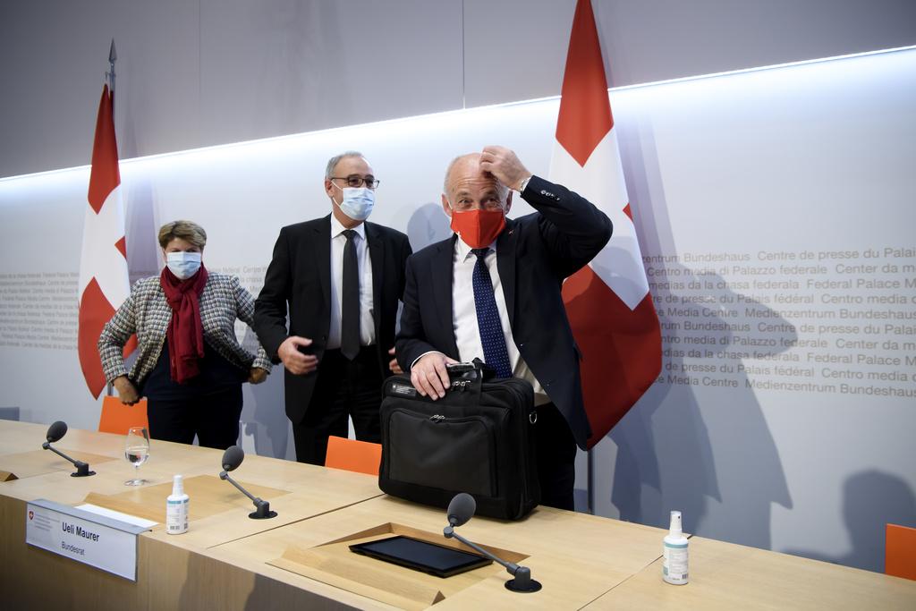 Corona bereitet Kopfzerbrechen: Bundesrat Ueli Maurer (g. r.) wacht sorgsam über die Finanzen das Landes.