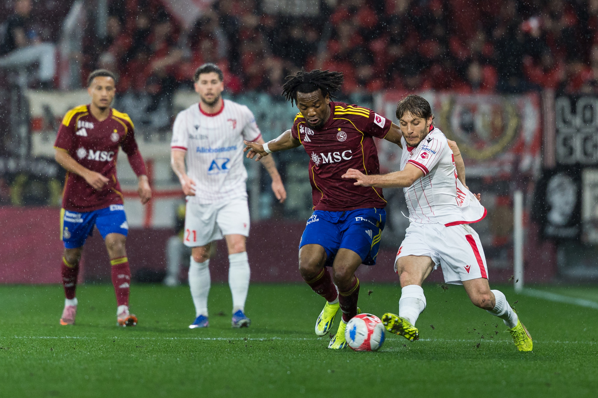 Super League: Servette et Sion se quittent bons amis après un triste derby