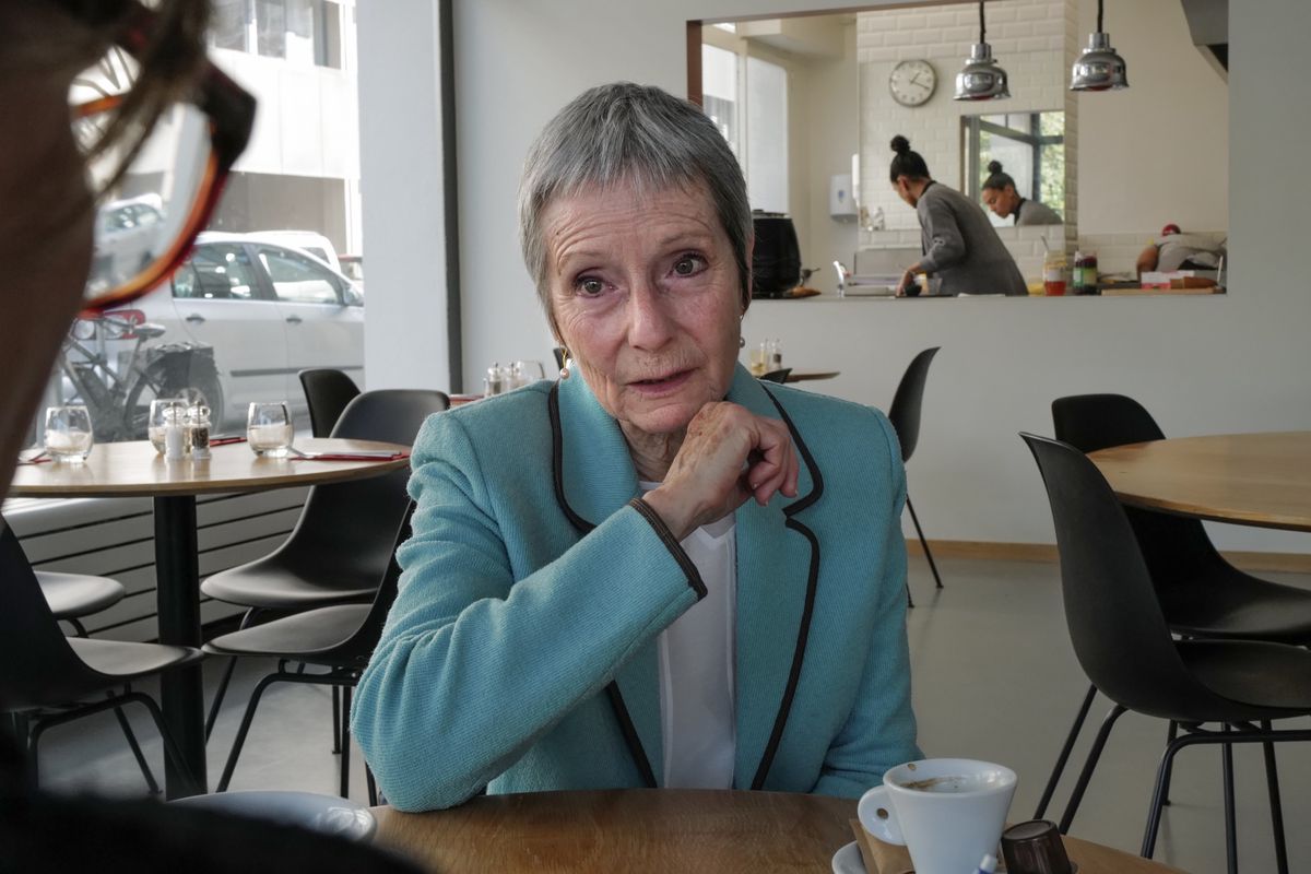 Genève 2023/04/06
Anne Mahrer (Les ainées pour le climat) qui rentre de Strasbourg.