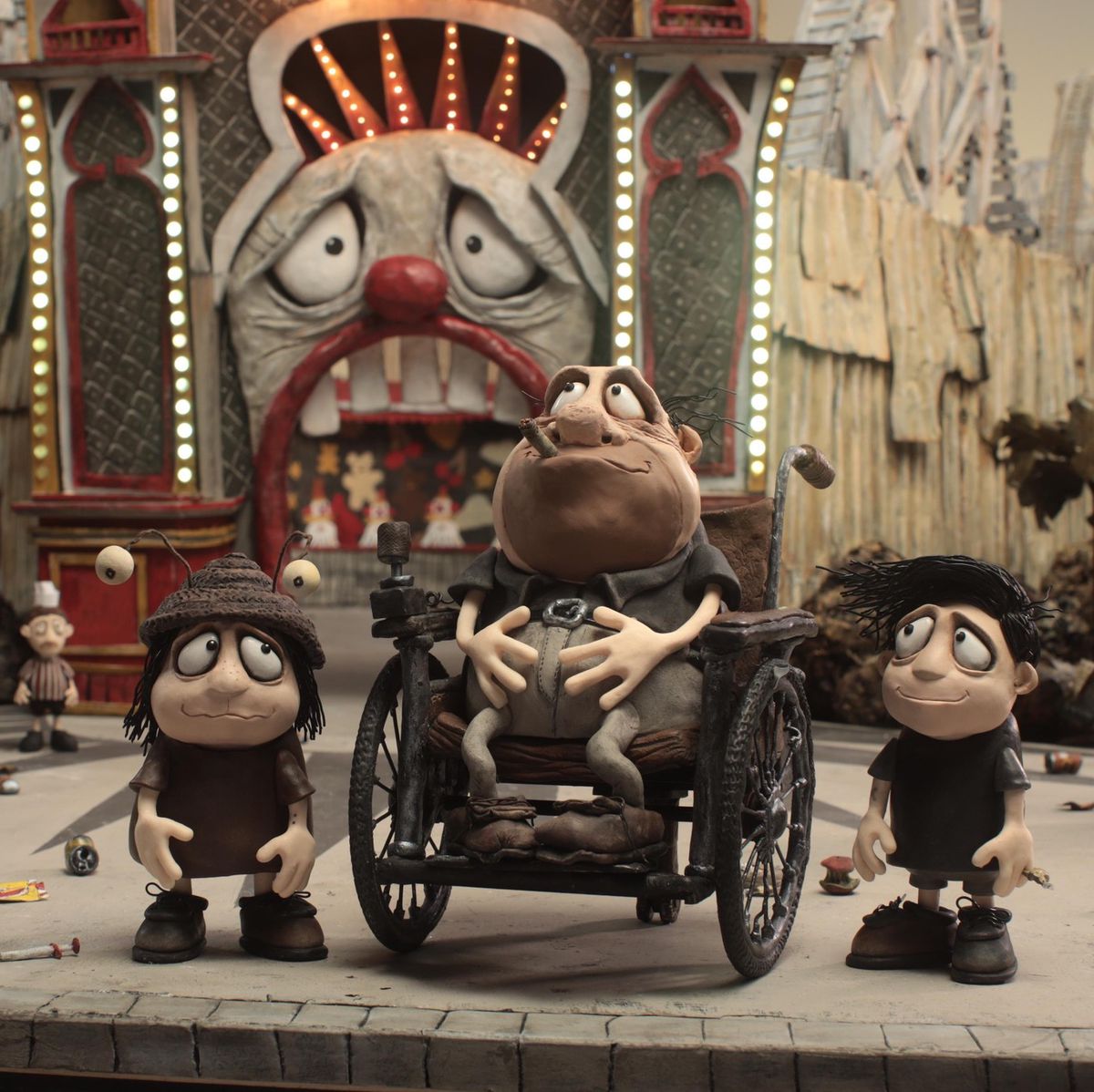 Mémoires d'un escargot

Réalisation:
Adam Elliot
Scénario:
Adam Elliot

Synopsis
À la mort de son père, la vie heureuse et marginale de Grace Pudel, collectionneuse d’escargots et passionnée de lecture, vole en éclats. Arrachée à son frère jumeau Gilbert, elle atterrit dans une famille d’accueil à l’autre bout de l’Australie. Suspendue aux lettres de son frère, ignorée par ses tuteurs et harcelée par ses camarades de classe, Grace s’enfonce dans le désespoir. Jusqu’à la rencontre salvatrice avec Pinky, une octogénaire excentrique qui va lui apprendre à aimer la vie et à sortir de sa coquille…