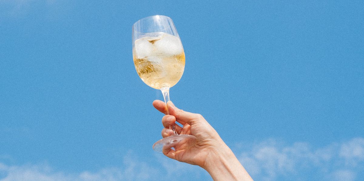 Seilers-Trinktipps-Trinken-Sie-Weisswein-niemals-eiskalt-8-Regeln-mit-denen-Sie-sich-stilvoll-durch-den-Sommer-schl-rfen
