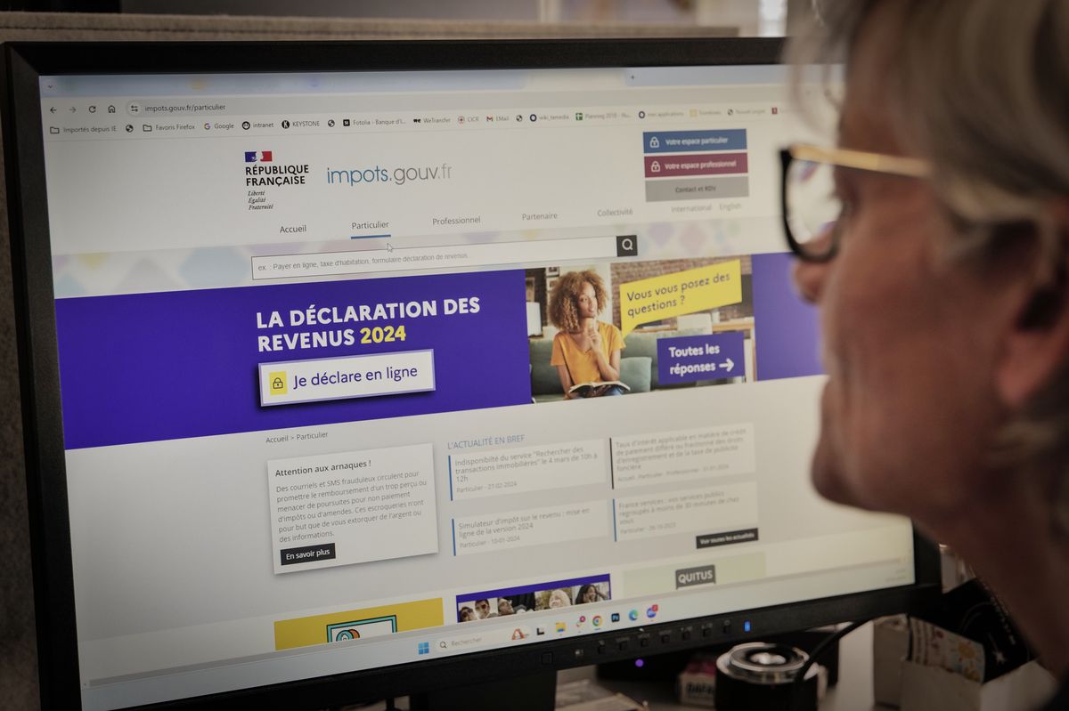 Remplir sa déclaration fiscale pour les Impôts pour la France, en ligne.