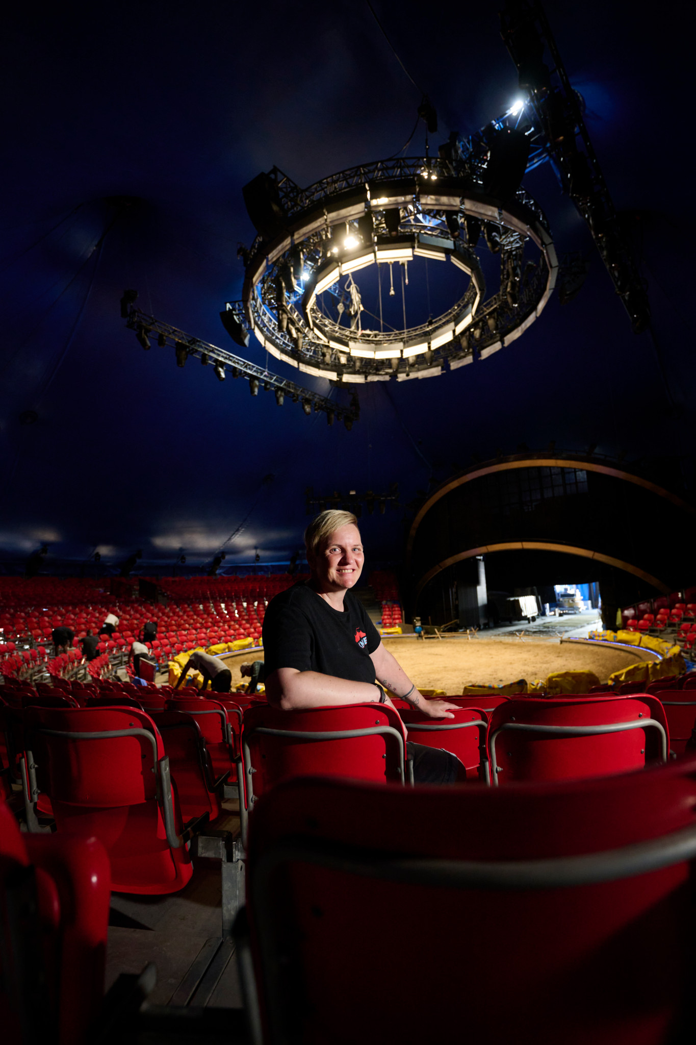 Circus Knie in Bern: «Die Friesenpferde sind schuld» – warum Nicole von Allmen seit 10 Jahren dem Zirkus verfallen ist