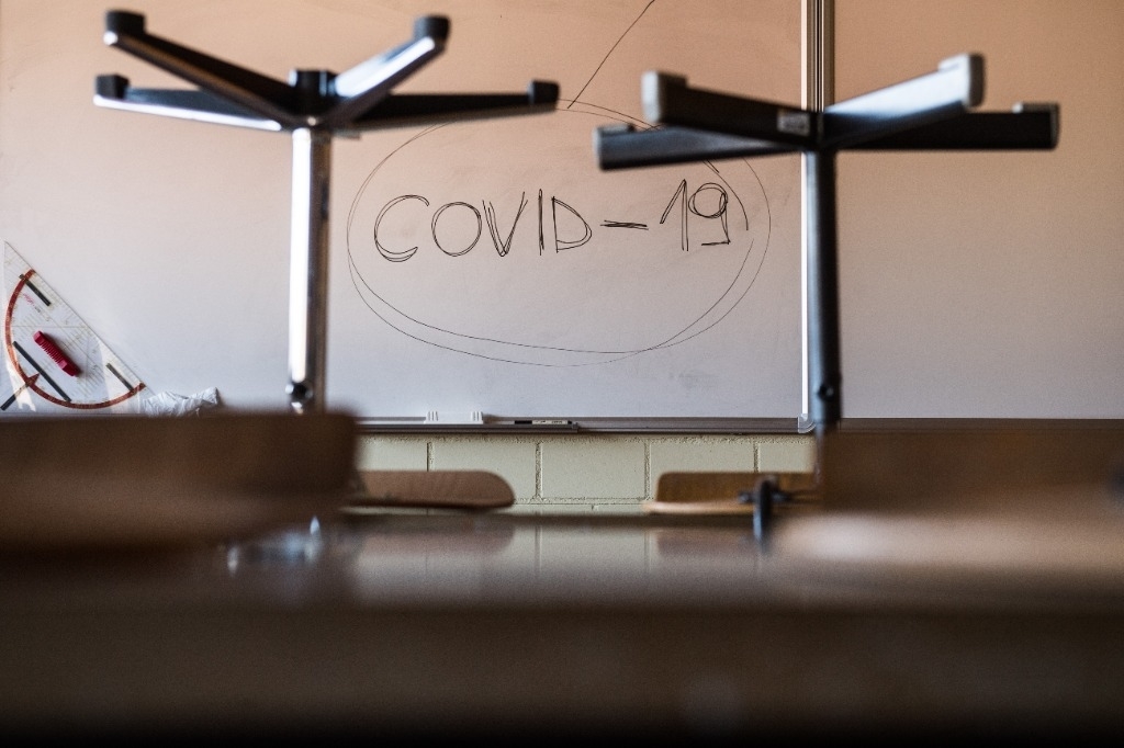 Schüler lernen zu Hause weiter
