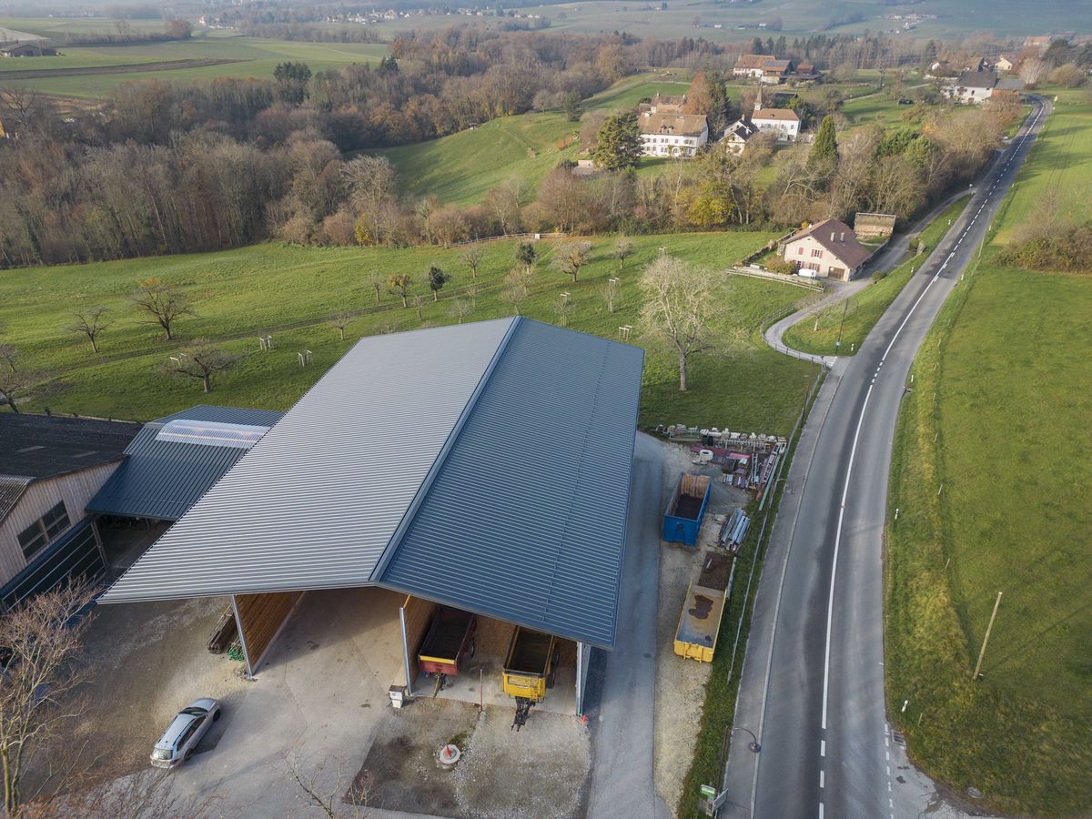 Vaux-sur-Morges installera prochainement un grand parc solaire collectif sur le toit d'une grange. 